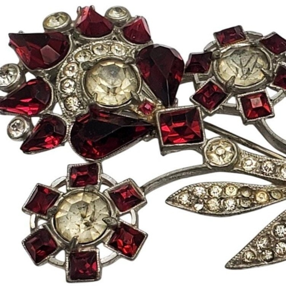 Vintage Flower Brooch Red Rhinestone Pot Metal Silver Tone Bouquet Pin Statement - Picture 6 of 6